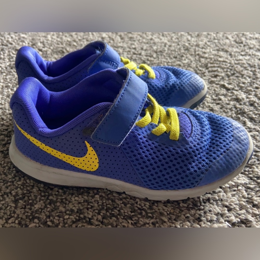 Boys Nike Tennis Shoes, Blue Yellow, Size 11C, Velcro Closure